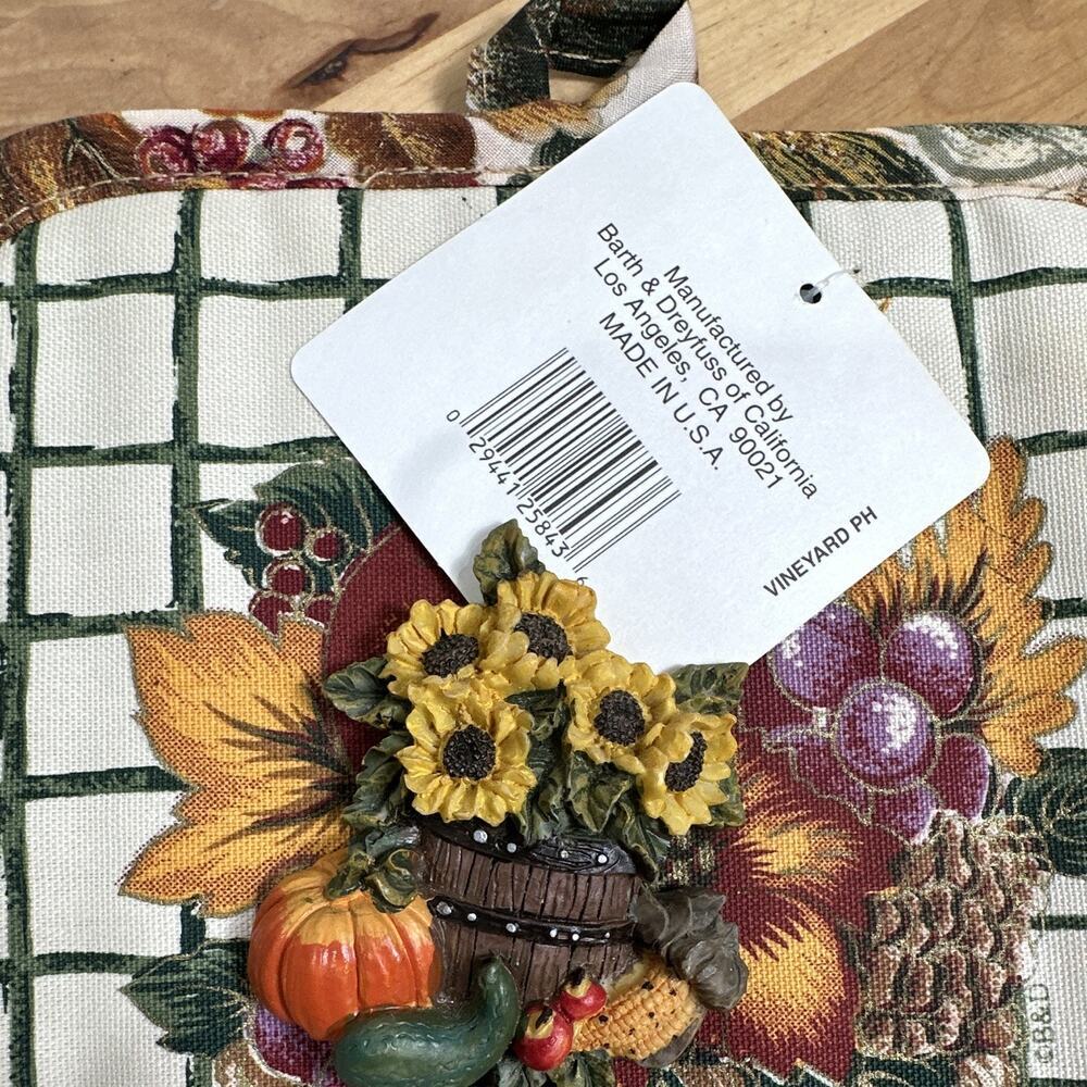 Barth & Dreyfuss VTG, Harvest Potholders Set of 2, Made in USA & Fridge Magnet - Picture 3 of 5